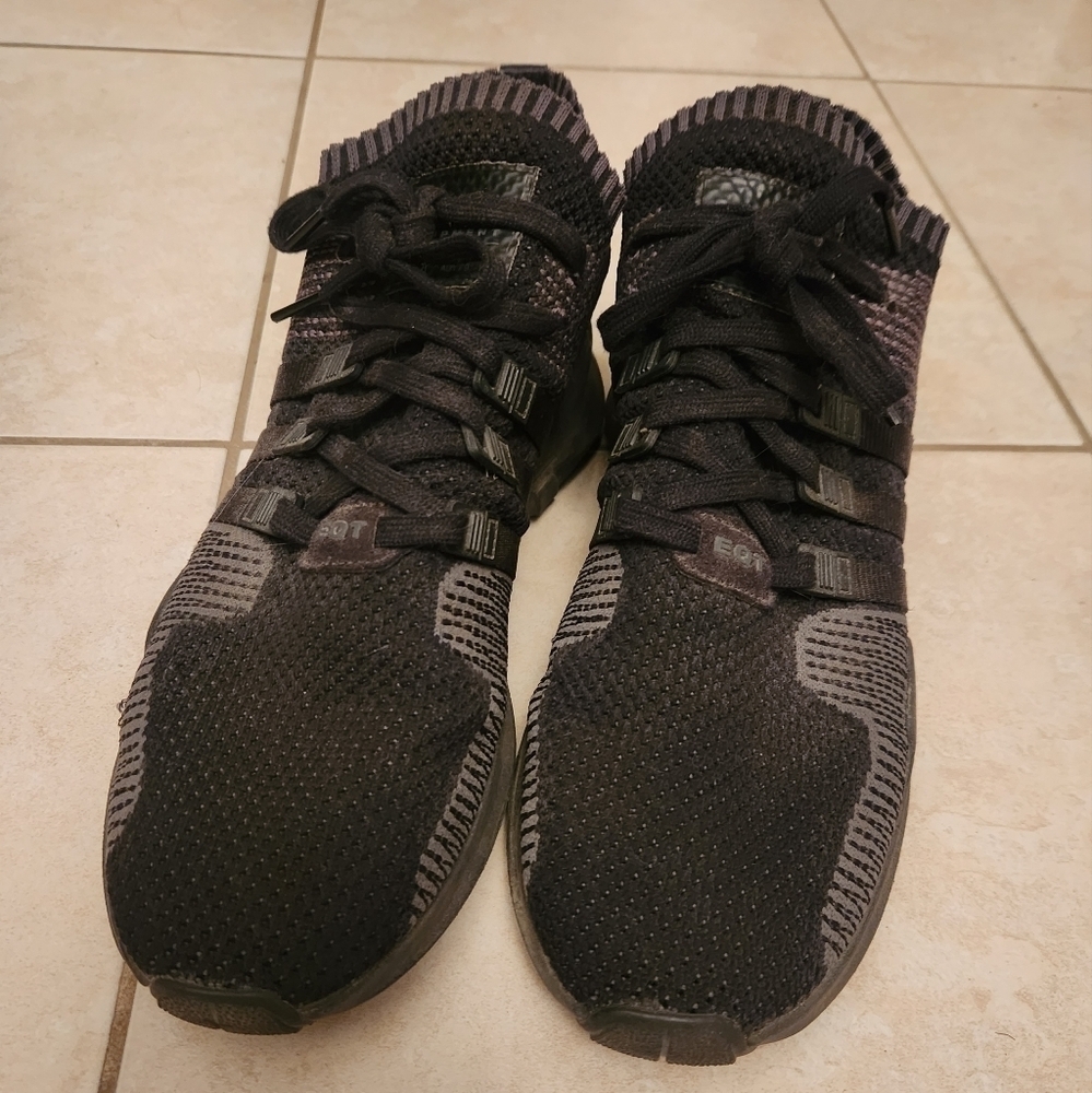 Adidas Runners - Picture 4 of 5